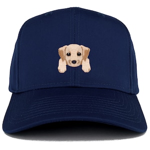 Peut inclure: Une casquette de baseball bleu marine avec une image brodée d'un chiot golden retriever.