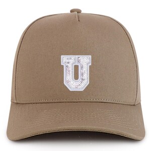 Gorra de béisbol de algodón de 5 paneles con parche de lentejuelas y letra U de Stitchfy (SF-AP0322-NIS-GNV-007)