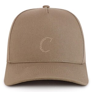 Gorra de béisbol de algodón de 5 paneles con parche de diamantes de imitación y letra C de Stitchfy (SF-AP0330-NIS-GNV-007)