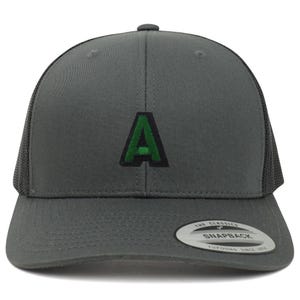 Gorra de malla de camionero de 6 paneles con parche del alfabeto A de Stitchfy (SF-AP0088-FLX-6606)