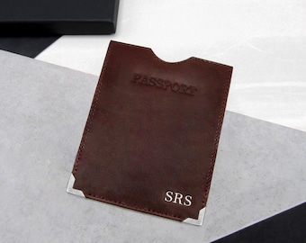 Funda de pasaporte personalizada de piel con borde metálico - Portapasaportes - Protección RFID - Regalo para él - Regalo de aniversario - Regalo de viaje