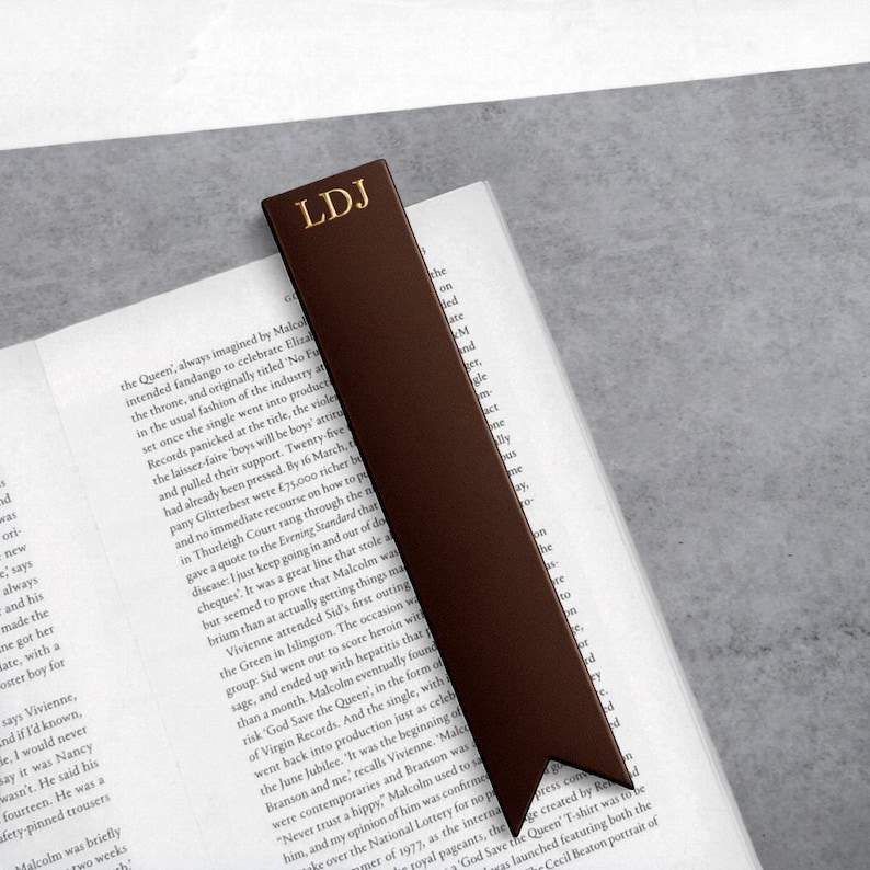 Handmade Personalised Thick Leather Bookmark - Gifts For Him - Custom Leather - Wedding Gift - Reading Gift - Anniversary Gift - Book Gift