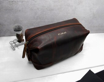 Personalised Special Date Men's Rustic Brown Leather Wash Bag - Toiletry Bag - Gift For Dad - Travel Gift - Anniversary Gift