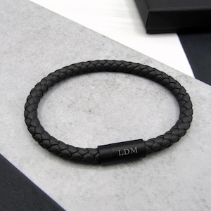 Gepersonaliseerde zwarte gesp geweven dikke leren armband voor heren - jubileumcadeau - afspraakje armband - heren sieraden - cadeaus voor hem - leren heren