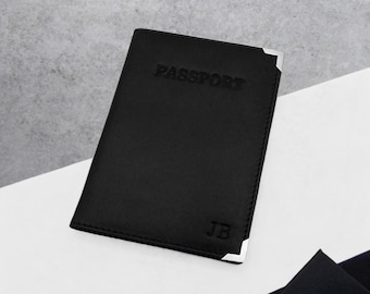 Funda de pasaporte personalizada de cuero con borde metálico y protección RFID - Regalo de aniversario - Regalo para él - Regalo para ella - Regalo de viaje - Tercer aniversario