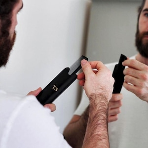 Gaine de peigne en cuir personnalisé fait main - cadeau d'anniversaire - cadeau de mariage - cadeau barbe - cadeau pour lui - cuir personnalisé