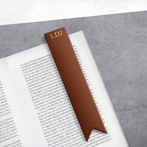 Handmade Personalised Thick Leather Bookmark - Gifts For Him - Custom Leather - Wedding Gift - Reading Gift - Anniversary Gift - Book Gift