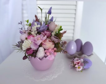 Easter Centerpiece. Spring Floral Arrangement. Easter gift. Bright Easter decoration. Easter pot. Easter Decoration. Easter Egg