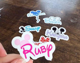 Stickers personnalisés nom de Mickey Mouse : sticker nom de police de souris personnalisé, sticker nom de police de souris, sticker police de caractère Walt, étiquettes de nom de souris