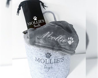 Personalised Pet Gift Set -  Pet Blanket - Toy Basket - Treat Bag - Embroidered - Dog Toy Bag - Light Grey, Dark Grey