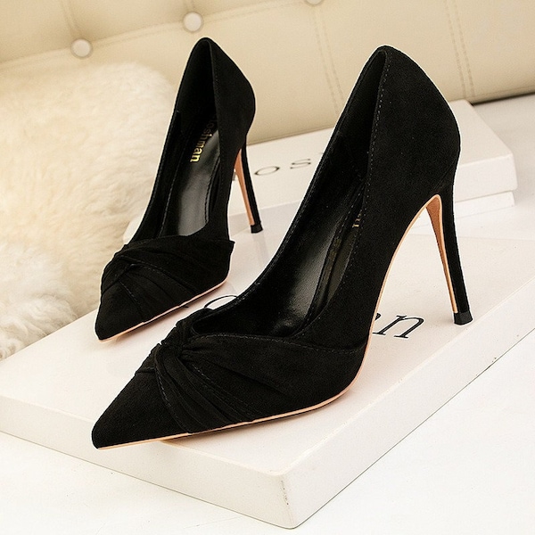 Zapatos puntiagudos de mujer, tacones altos de ante negro Stiletto Bow