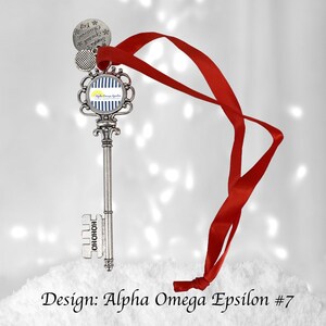 Alpha- Omega Epsilon Christmas Ornament Kerstman Magische Sleutel