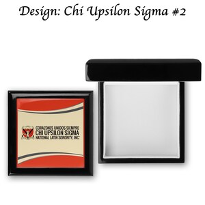 Caja de recuerdos de madera de Chi Upsilon Sigma
