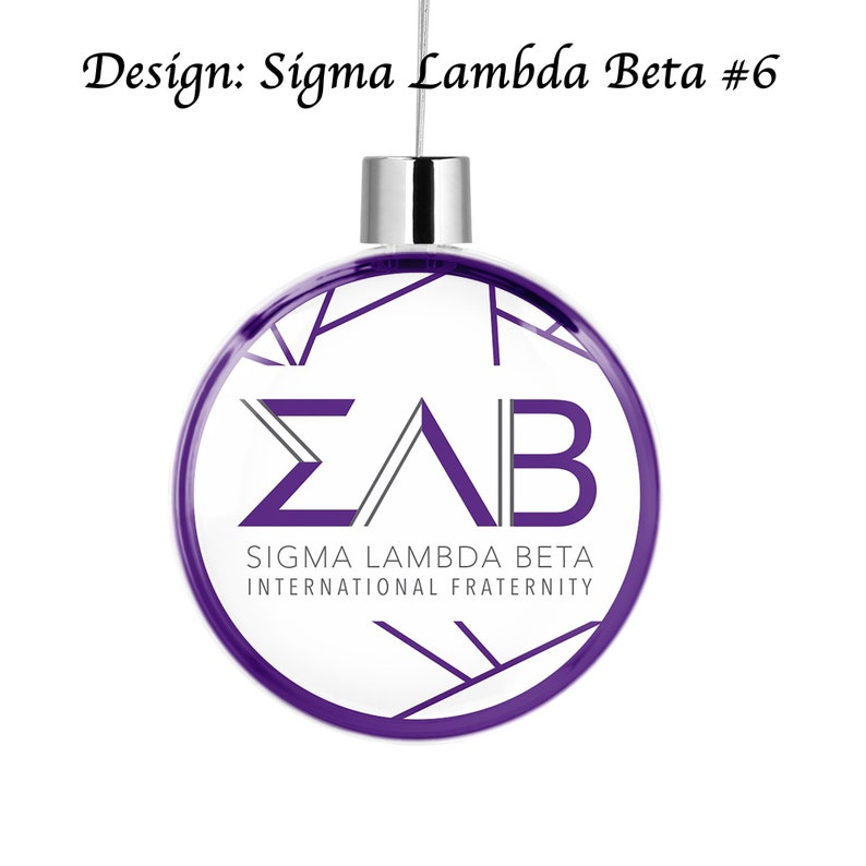 Puede incluir: Un adorno navide&ntilde;o morado y blanco con las letras "&Sigma;&Lambda;&Beta;" y el texto "Sigma Lambda Beta International Fraternity".