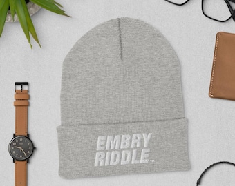 Gorros da Universidade Aeronáutica Embry-Riddle