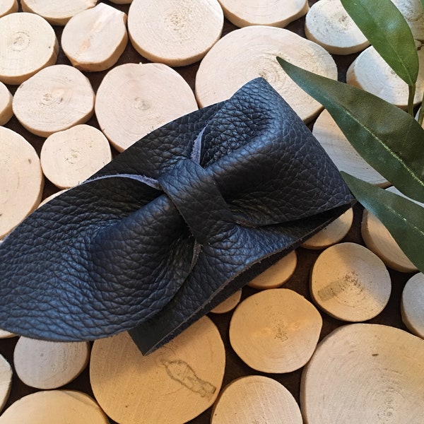 Leather Bow Bracelet, Navy Leather Cuff