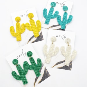 Beaded Cactus Earrings, seed Bead, Cactus Earrings, Southern Jewelry, Texas, Arizona, Southwest, Unique Jewelry, Gifts for her,