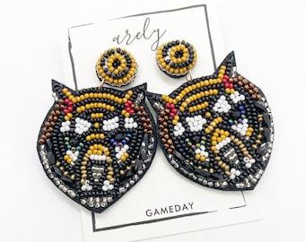 Beaded Tiger Earrings: Gameday Jewelry