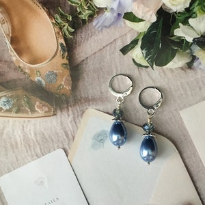 Blue pearl earrings, Blue teardrop pearl earrings, Pearl and crystal earrings, Pearl teardrop earrings, Blue earrings, Everyday pearls