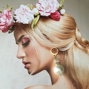 Big pearl earrings, Large pearl earrings, Pearl earrings, Pearl and crystal earrings, Jumbo pearl earrings, Pearl and gold earrings, Pearls