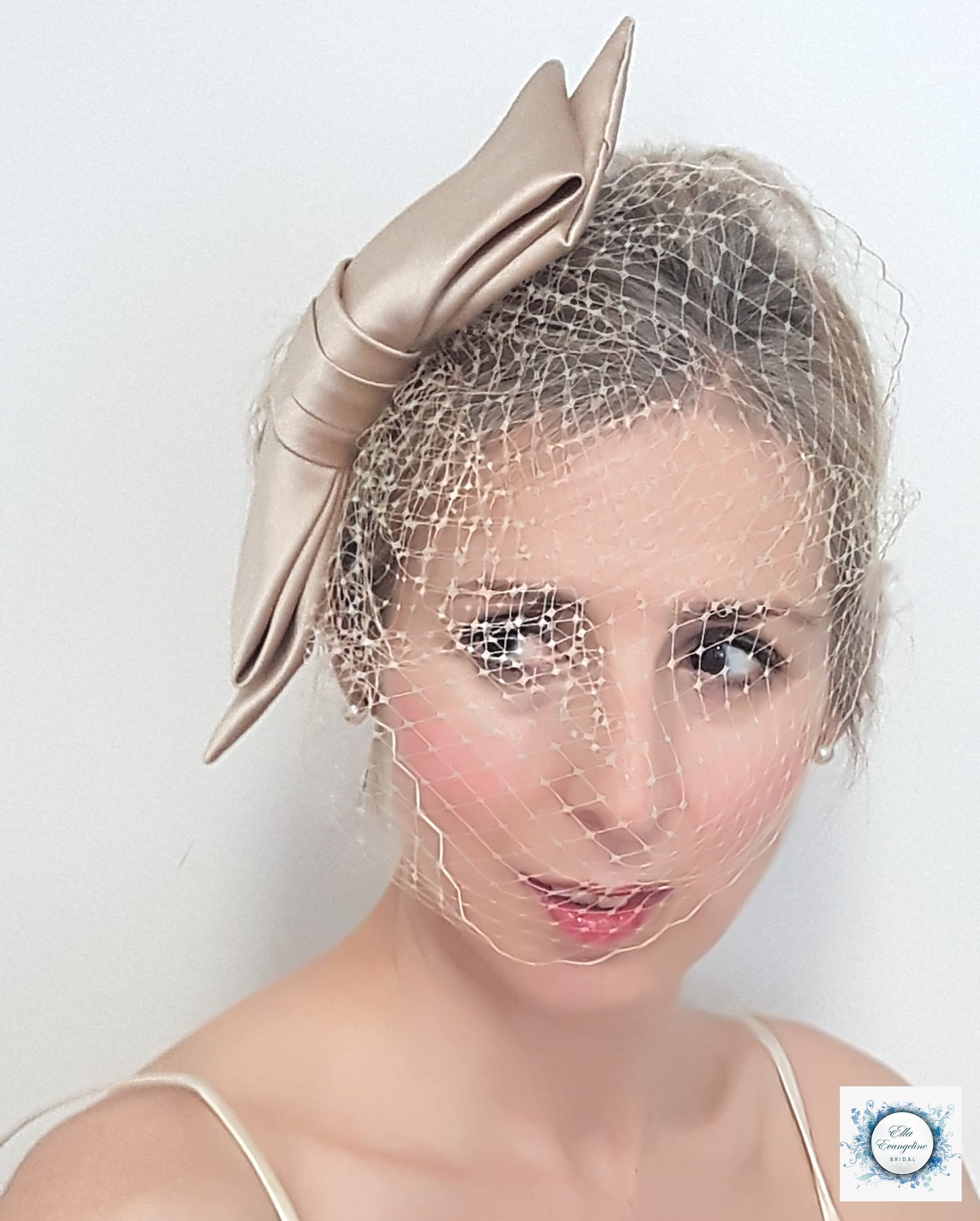 Fascinator, Silk Fascinator. Silk Bow Fascinator, Nude Coloured