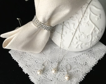 Pearl earring and necklace set, Pearl earrings and necklace, Pearl earrings with matching pendant, Pearl earrings and pendant, Pearl jewelry