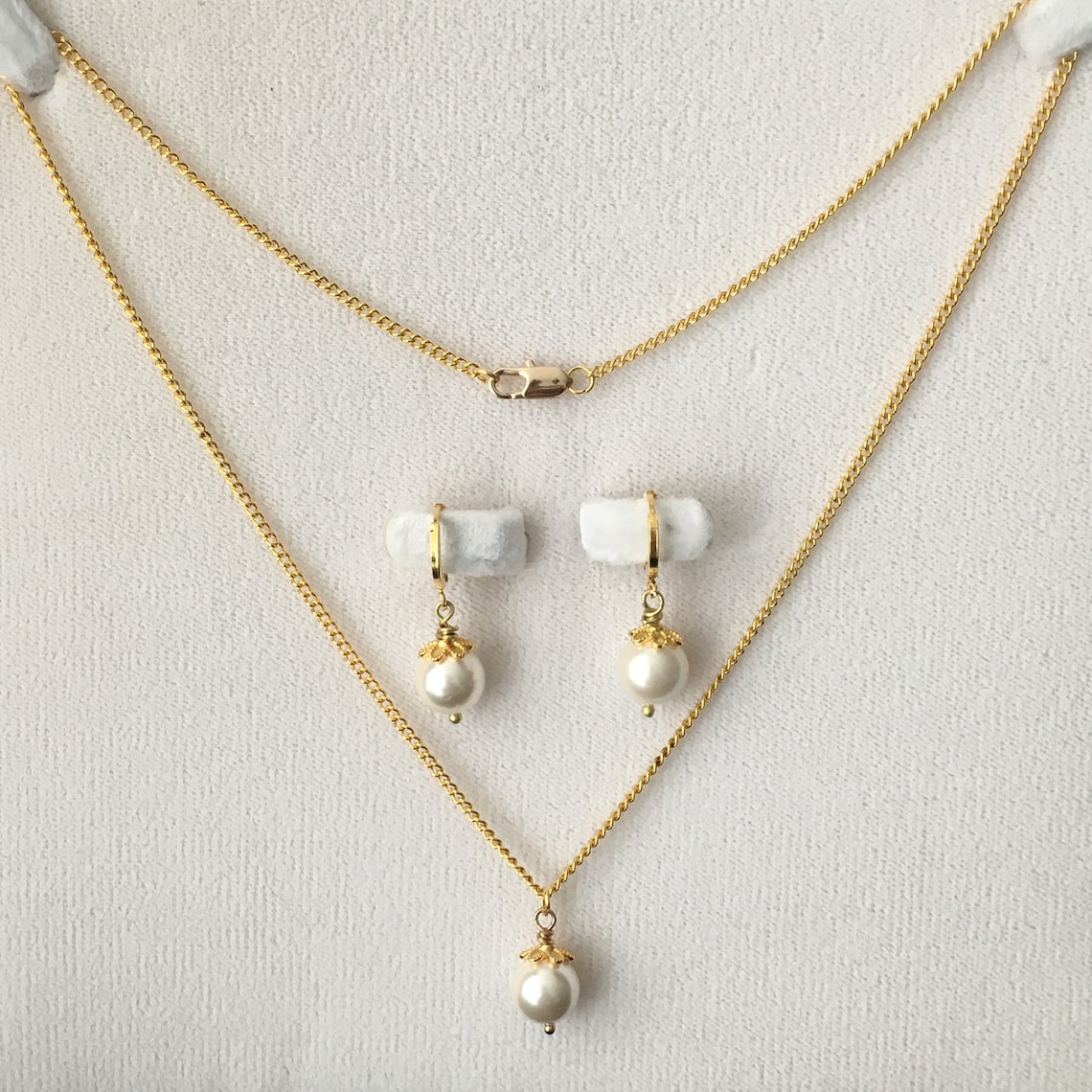 New gold Pearl wings NECKLACE and EARRINGS set. Non tarnish
