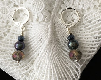 Grey pearl earrings, Grey fresh water pearl earrings, Fresh water pearl earrings, Grey fresh water pearl and crystal earrings, Grey earrings