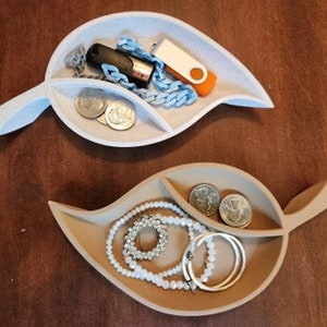 Leaf-Shaped 3D Printed Wooden Catch-All Tray or for Jewelry and Accessories, Home Décor, Office Desk Décor Discounted Shipping Applied!