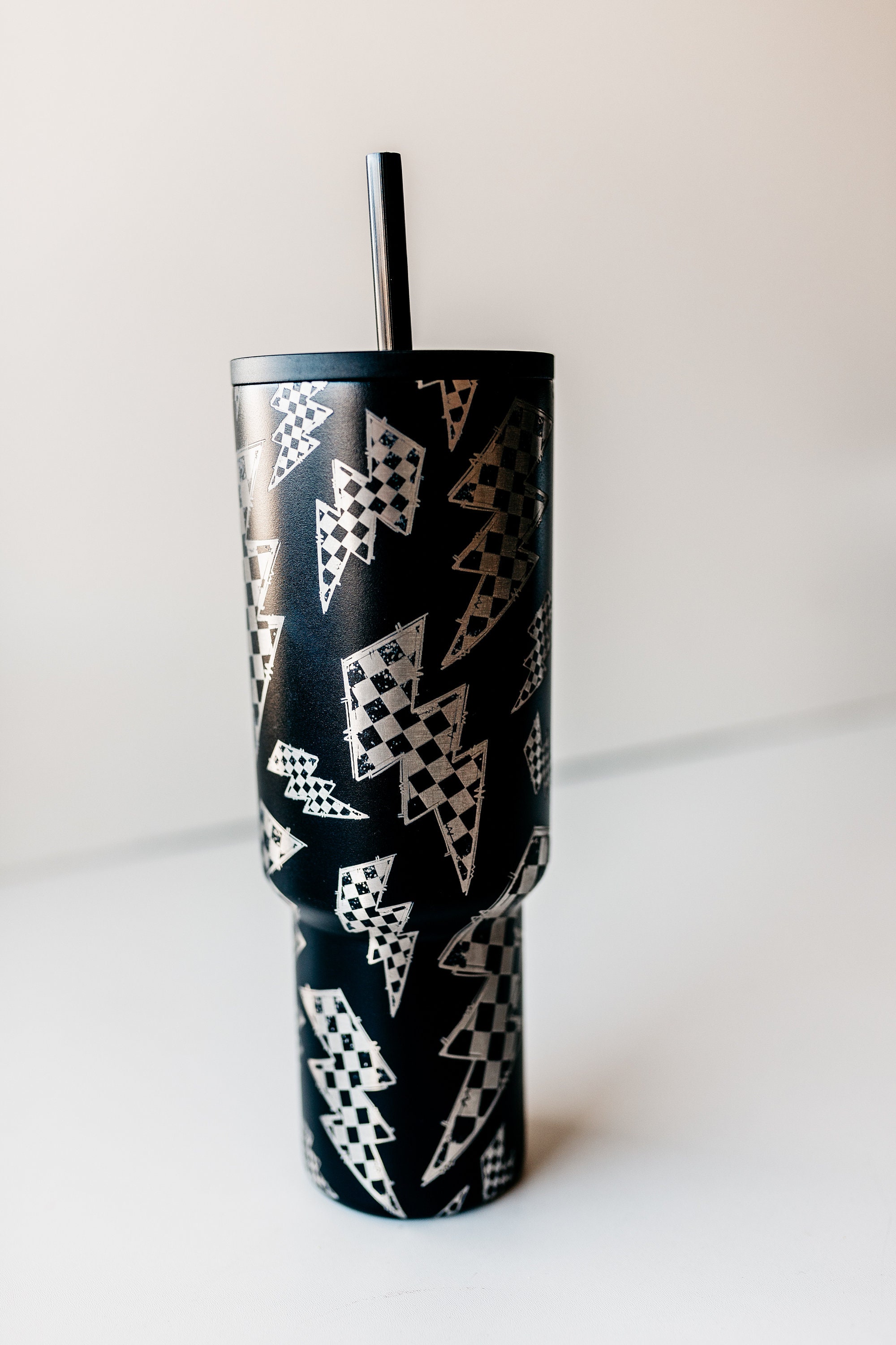 Simple Modern 40 oz Trek Tumbler - Checkered Lightning Bolts laser engraved