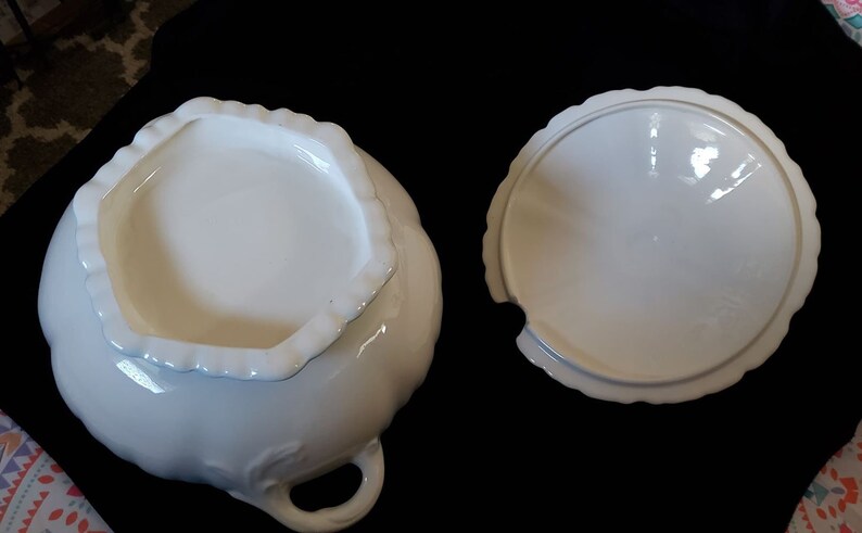 Beautiful Vintage Blue Floral Porcelain Soup Tureen with Lid