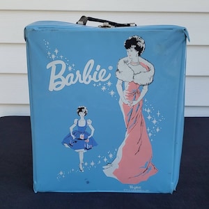Vintage Barbie Ponytail Vinyl Covered Storage Case with Handle (1962)