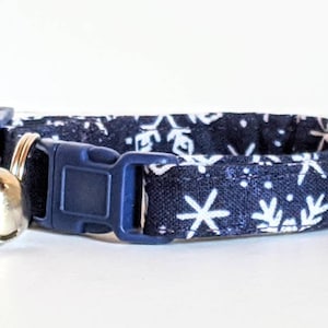 Snowflake Cat Collar - Fabric Kitten Collar - Blue Cat Collar with Snow for a Girl or Boy Cat-  Breakaway Cat Collar with Removable Bell