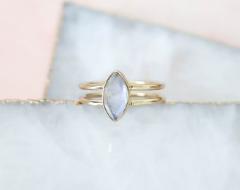 Dainty Moonstone Ring, Gold Moonstone Ring, Marquise Moonstone Ring, Rainbow Moonstone Ring, Double Band Ring, 14k Gold Vermeil Ring