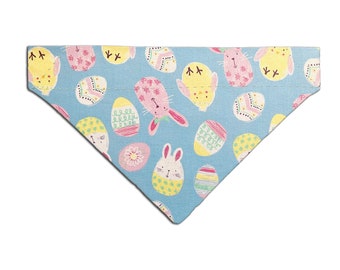 Hoppy Easter* Dog Bandana, Tie On, Over the Collar, Accessoires pour chiens, Floral, Fleurs, Printemps, Cadeau pour chien, Chien de mariage, Poussin, Oeuf