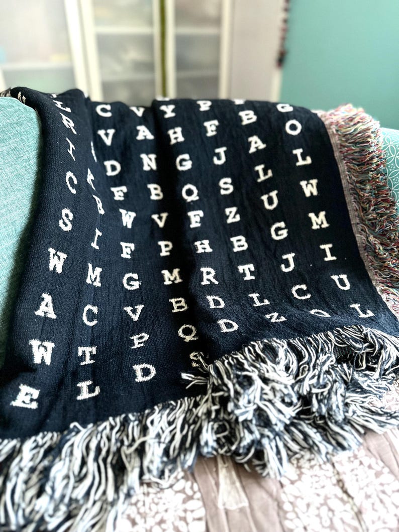 Personalized Word Search Woven Blanket - Thumbnail 3