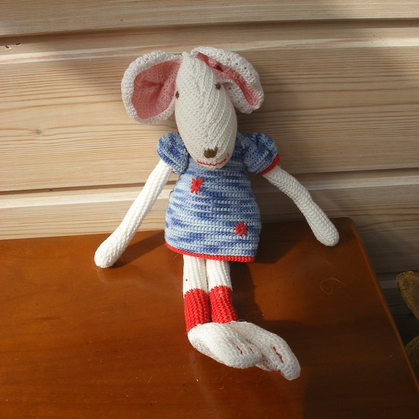 Souris au crochet (Doudou, Amugurumi)