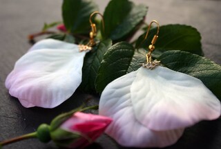 Orecchini Pendenti Con Petali In Tessuto Blu – Leggeri Con Perni In Argento S925 – Artigianali