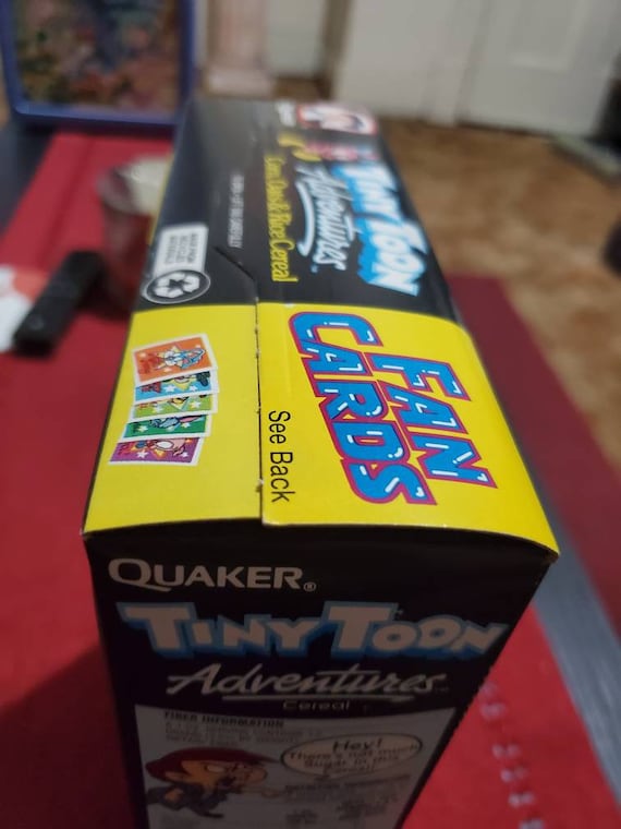 1990 Tiny Toons Lunchbox and cereal package - image 6