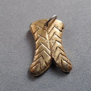 Ancient Celtic zoomorphic amulet floral ornament, Beautiful Celtic Artifact, Druid, Rare Bronze Age Artifact, Celt Amulet, protective totem