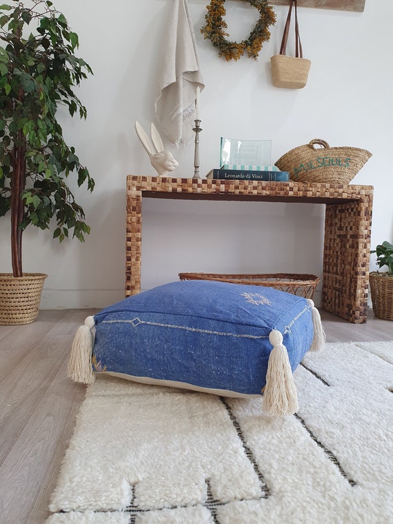 Marokkanisches Sabra Kaktus Seiden Bodenkissen, Handgemachter Pouf - Etsy.de