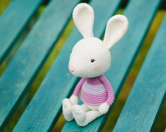 Häkelanleitung Hase, Amigurumi Häkel Anleitung,  amigurumi Hase, Deutsch