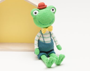 Frog crochet pattern, amigurumi frog pattern, PDF in English, Español and Deutsch