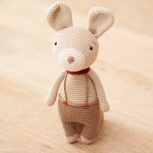 Bunny amigurumi pattern, bunny crochet pattern, amigurumi bunny pattern
