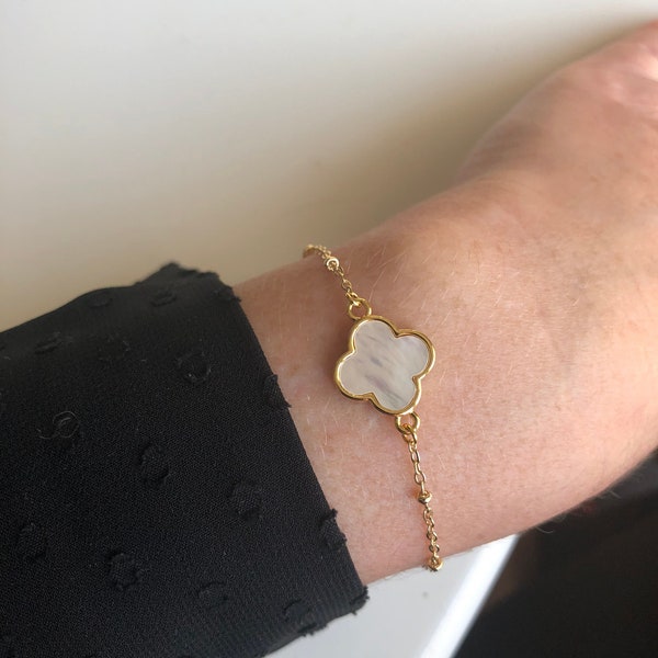 Brass ball bracelet gilded with 24k fine gold with an 18k gold-plated white mother-of-pearl clover, four-leaf clover bracelet, nice gift