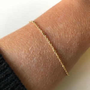 Adorable little gold-plated 24k fine gold ball bracelet, fine and delicate bracelet, women&#39;s gift, pretty little gift, minimalist bracelet