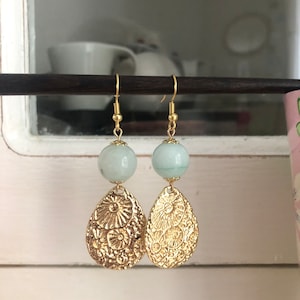 Beautiful gold earrings with very light green jade beads, gold and green earrings, handmade earrings
