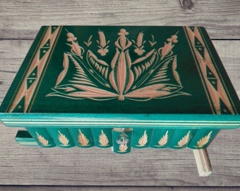 Big jewelry green storage magic puzzle box with hidden key drawer magic opening huge treasure carved trinket box brain teaser