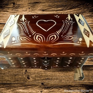 Wooden secret magic puzzle box brown special heart handcarved secret space storage for money gold diamond hidden key wizard mystery treasure