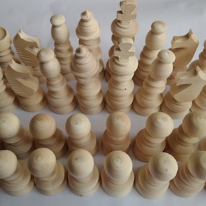 DIY wooden chess pieces hand lathe natural without paint unpainted unlaquered 32 pcs